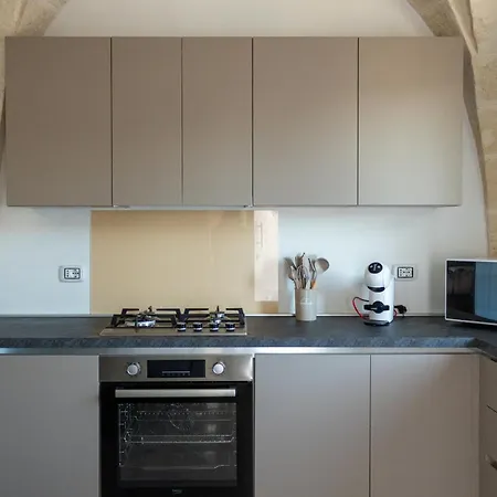 Nathacasa * Oria (Brindisi)