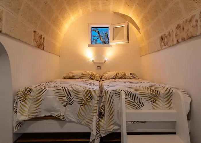 Nathacasa * Oria (Brindisi)